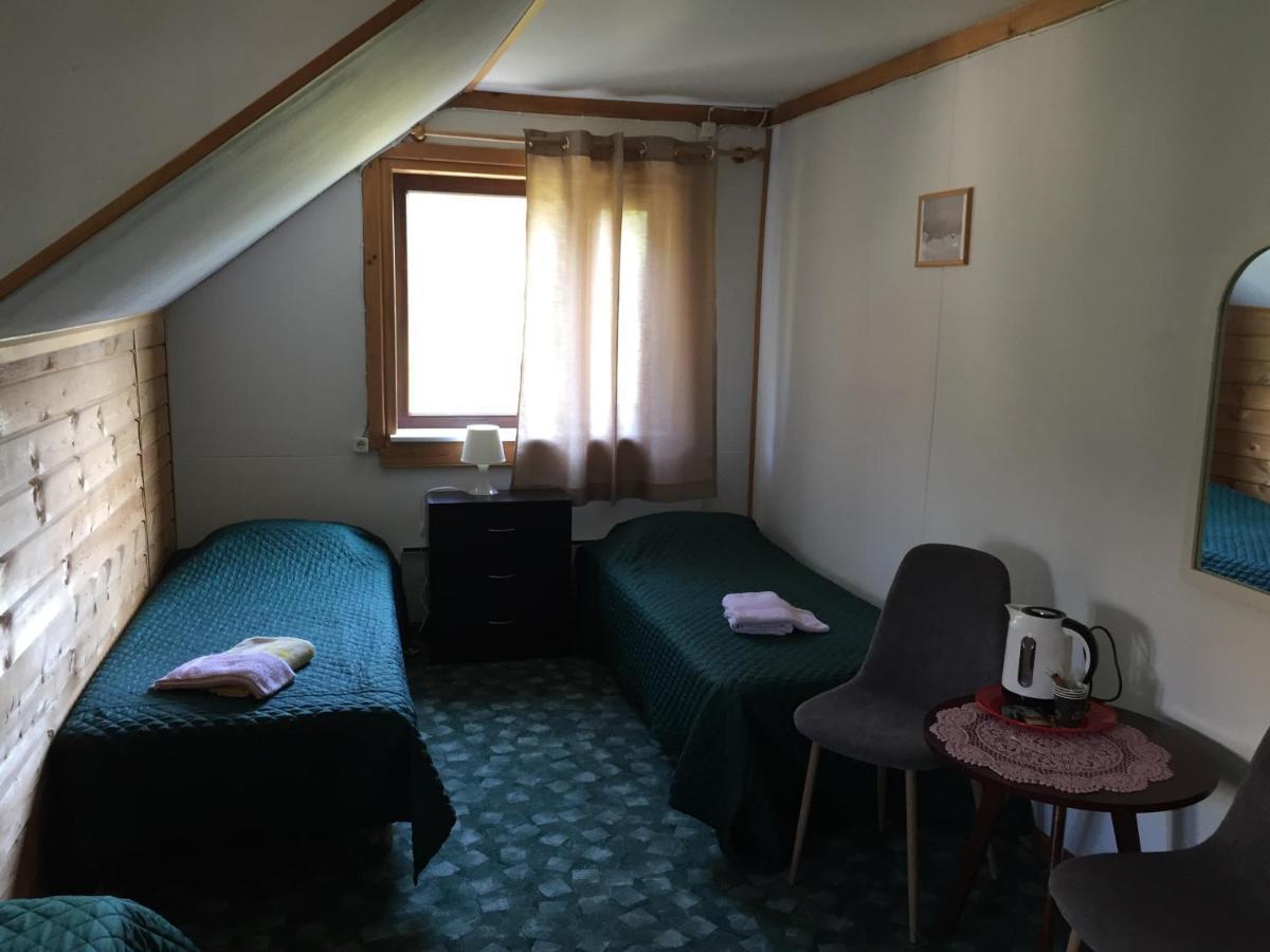 Laane Pansion Bed & Breakfast Kasmu