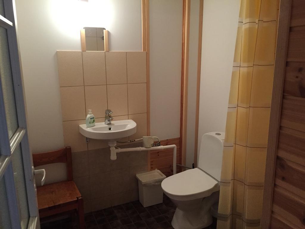 Laane Pansion Bed & Breakfast Kasmu